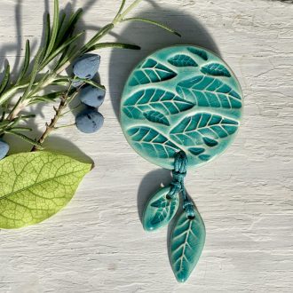 Illatos fűszerkert bross