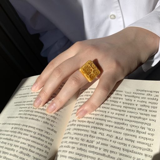flower carpet ring