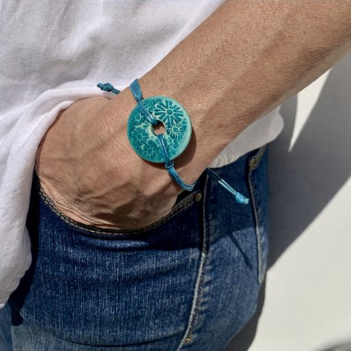 Virágzó boróka karkötő