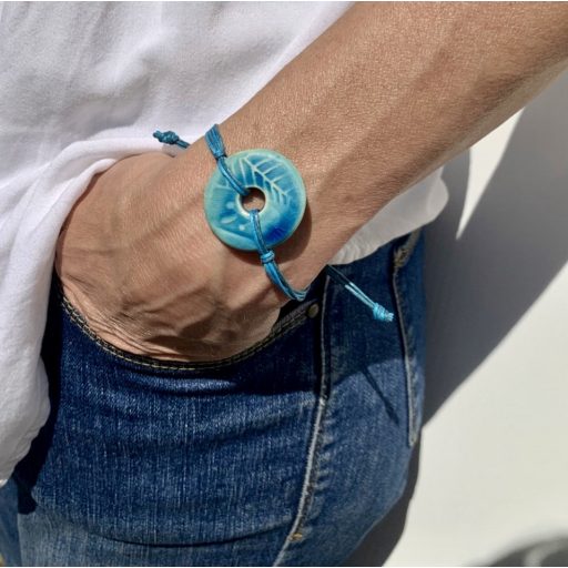 water surface bracelet