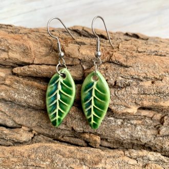 GIDDY LEAVES