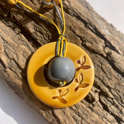 snowberry necklace