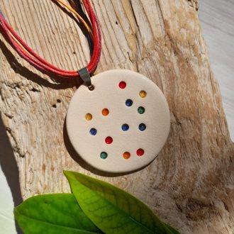 fluttering leaves necklace