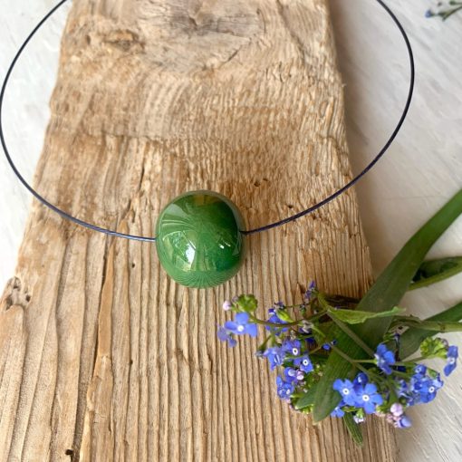 CAPRICIOUS GREEN BALL necklace