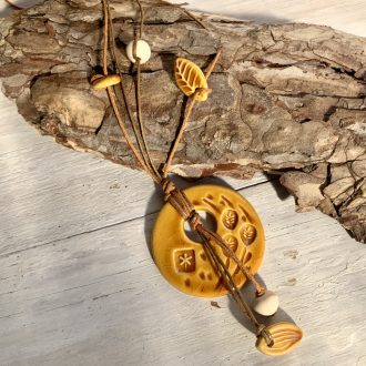 Small garden necklace