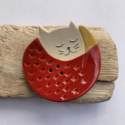 red cat soap dish