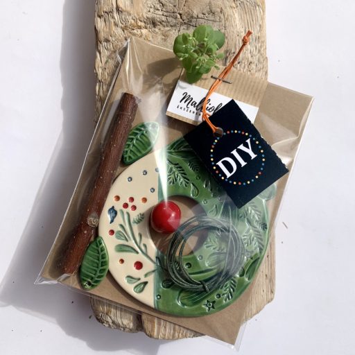 pine dance DIY PACKAGE